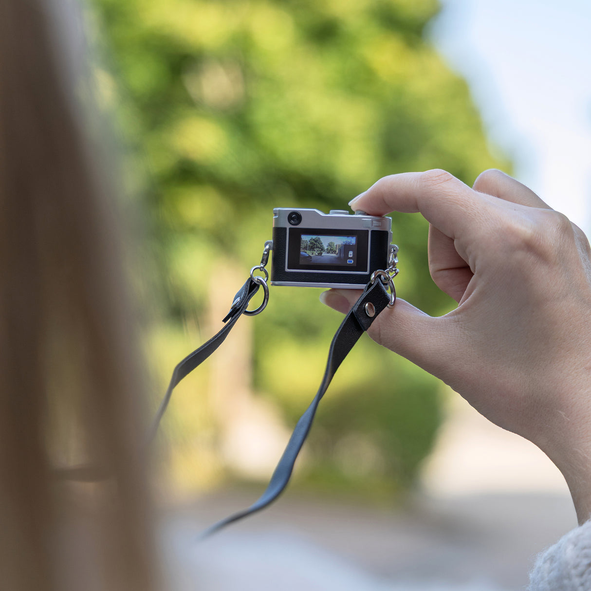 Mini digital camera variant black