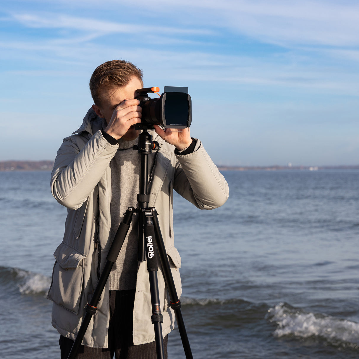 B-stock:C6i - aluminum tripod in black