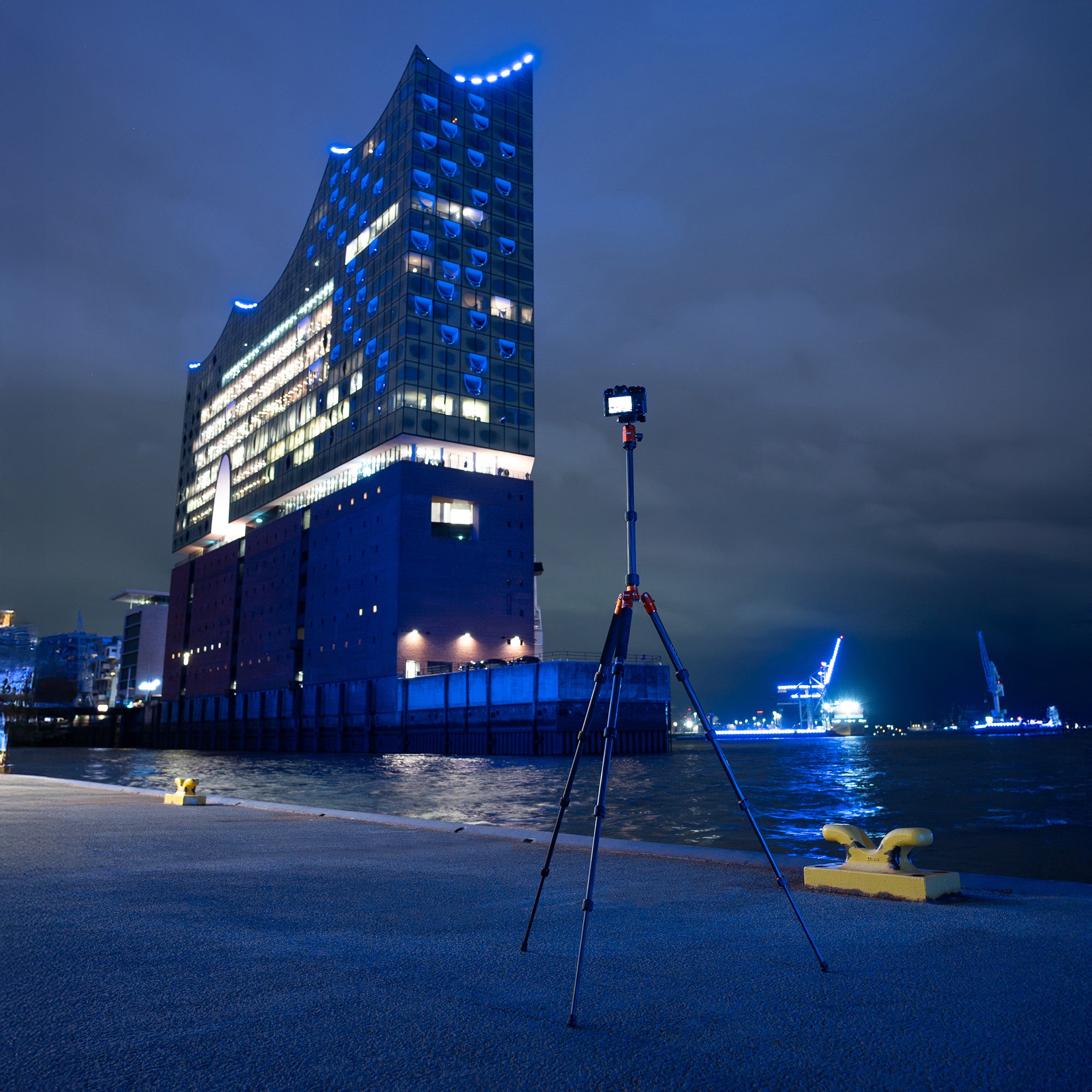 Tripod | Aluminum | Compact Traveler No. 1