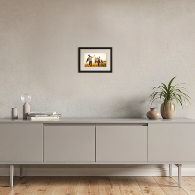 Smart Digital Photo Frame | 10.1" | Model 110