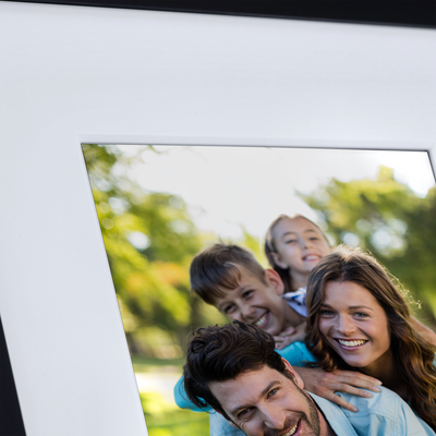 Smart Digital Photo Frame | 10.1" | Model 110